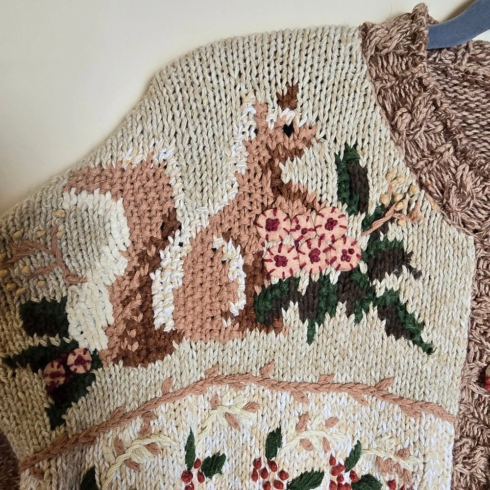 Heirloom Collectibles Vintage Fall Squirrel Pumpkin Cardigan Sweater Brown M